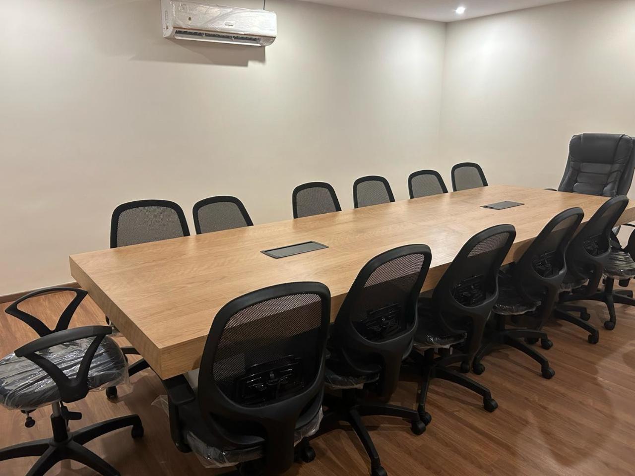 Alchemy Suites Bangalore Ngoại thất bức ảnh